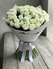 Букет 35 Белых роз в Кизилюрте
