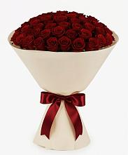 Букет 101 Бордовая роза Блэк Бакарра в Кизилюрте