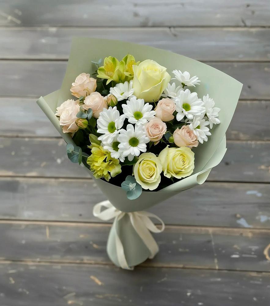 Букет цветов из: Альстромерии, Розы и Хризантемы в Кизилюрте