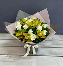 Букет цветов из:  Орхидеи и Розы в Кизилюрте