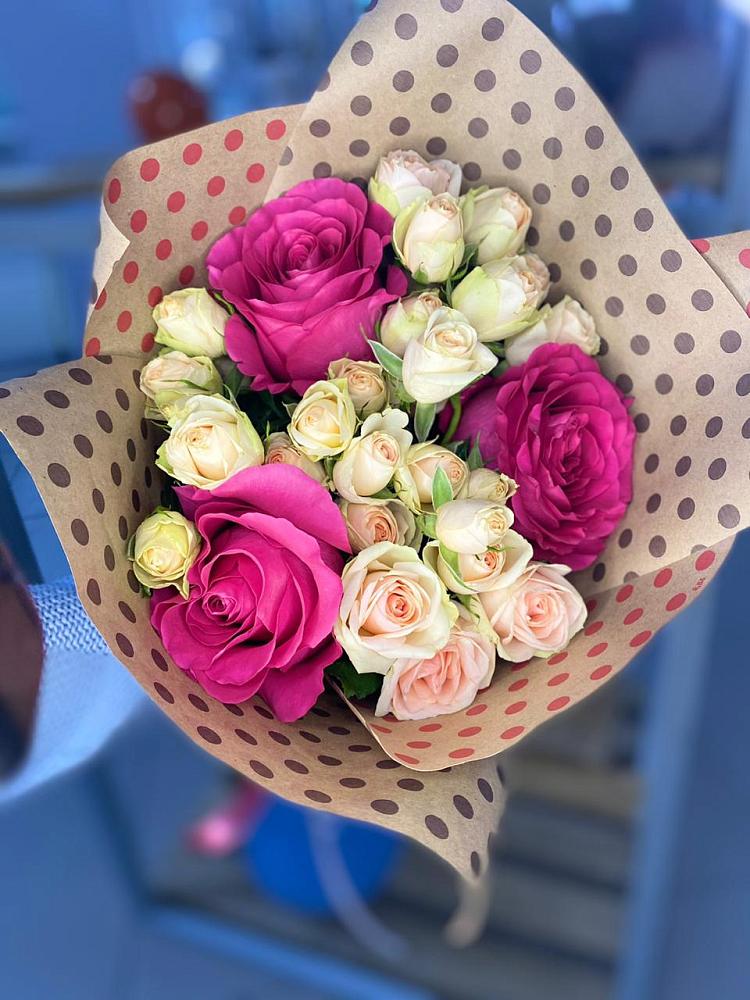 Букет цветов из: Розы в Кизилюрте