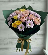 Букет цветов из:  Хризантемы и Розы в Кизилюрте