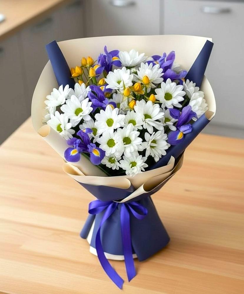 Букет цветов из: Розы, Ирисы и Хризантемы в Кизилюрте