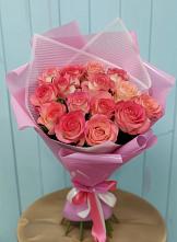 Букет 15 Розовых роз Равель в Кизилюрте
