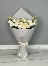 Букет цветов из:  Розы и Лизиантусы #REPLACE_PRED# Кизилюрте